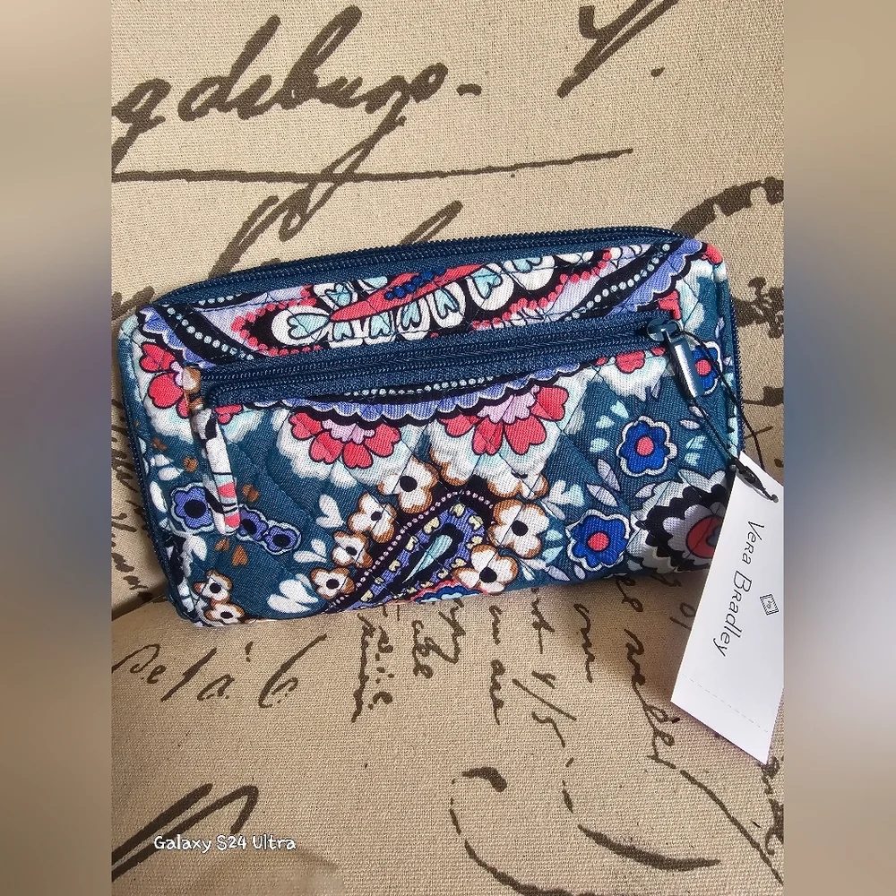 Vera Bradley RFID Protect turnlock wallet in haymarket paisley jewel design NWT - Picture 6 of 16